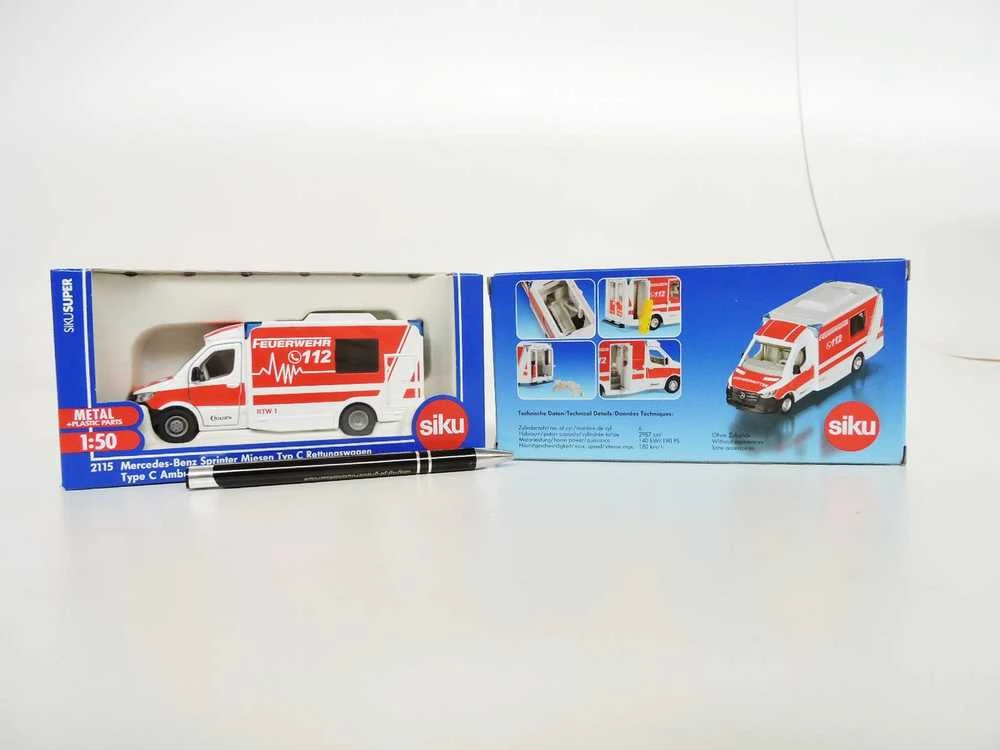 SIKU greitosios pagalbos automobilis MB Sprinter,2115