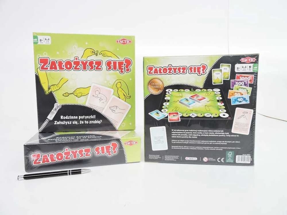 Tactic Stalo žaidimas spėliojimams ir užduotims