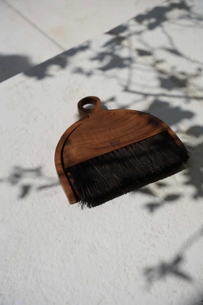 Bazaar Šluota Haya 20x18.5x3 cm Natūrali mediena