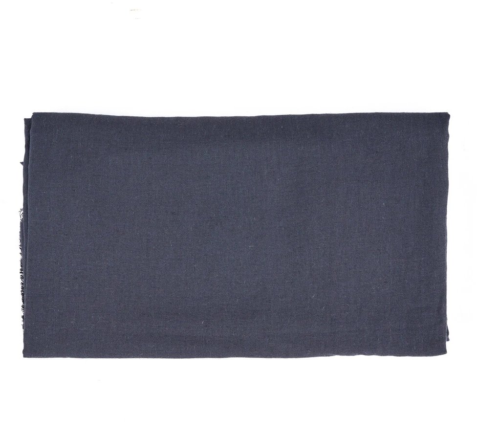 Bazaar Staltiesė 150x250 cm juoda linas