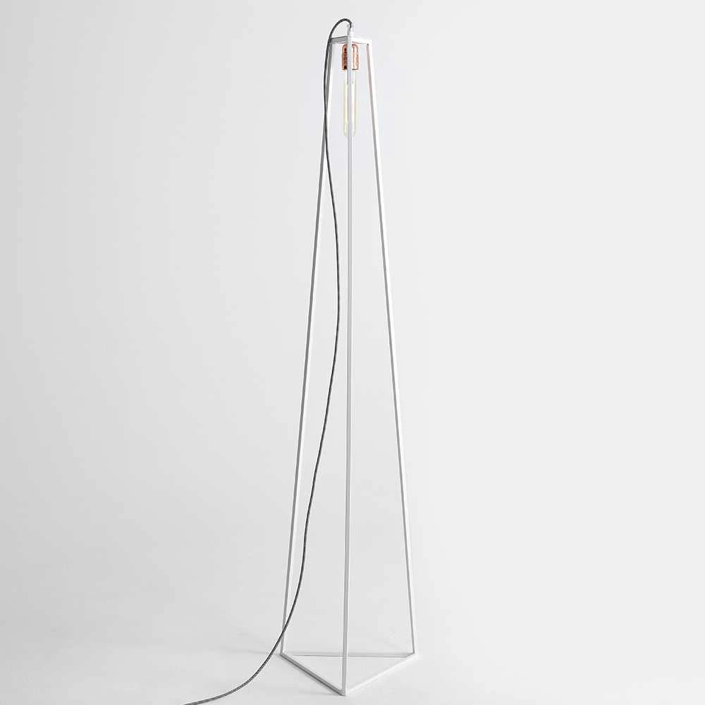 Customform Stalas, METRIC, 0.2x0.4x0.3 m, Juodas
