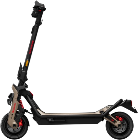 Segway | Superscooter GT3 Pro | Elektrinis paspirtukas | Maks. 2 x 3500 W | Iki 80 km/h | 11" | Juodas ir auksas