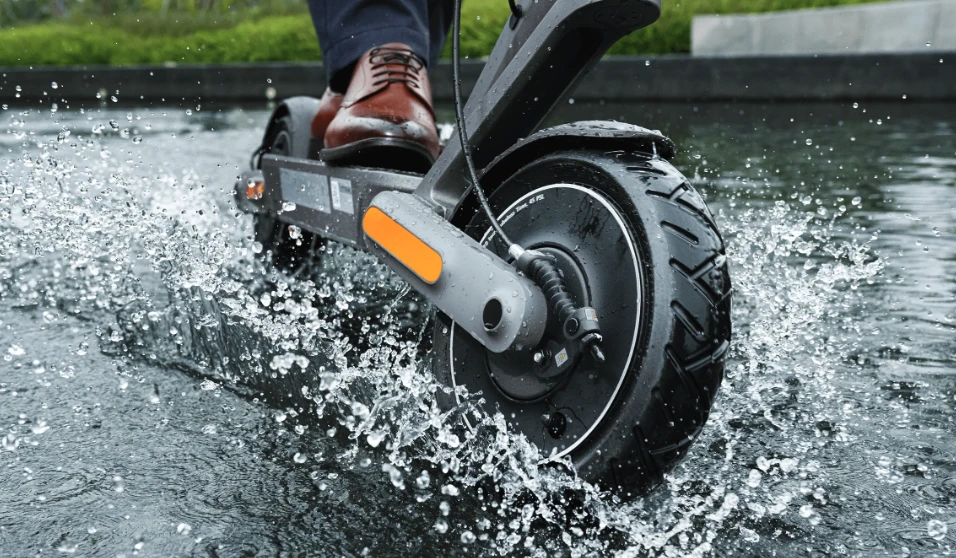 Elektrinis paspirtukas Xiaomi Electric Scooter 4 Ultra | 500 W / 940 W | 25 km/h | 10"