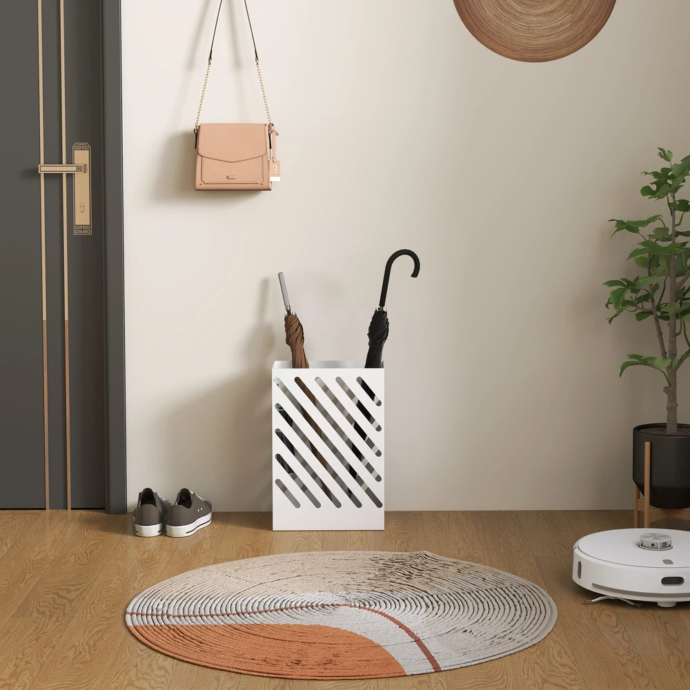 HOMCOM skėčių stovas su 4 kabliukais ir vandens surinkimo padėklu, skirtas skėčiams ir lazdoms, plieno, 28 x 14 x 41 cm, baltas