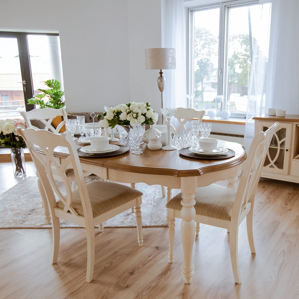 Home4You Valgomojo baldų komplektas LILY su 6 kėdėmis (14357), 106,5x137+45x76 cm, stalviršis: MDF plokštė su ąžuolo fanera, rėmai: kaučiukmedis, spalva: balta/ąžuolo