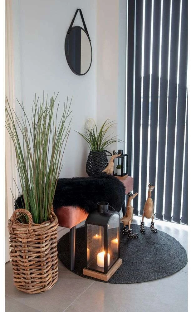 House Nordic Tikra oda, Lambskin, juoda