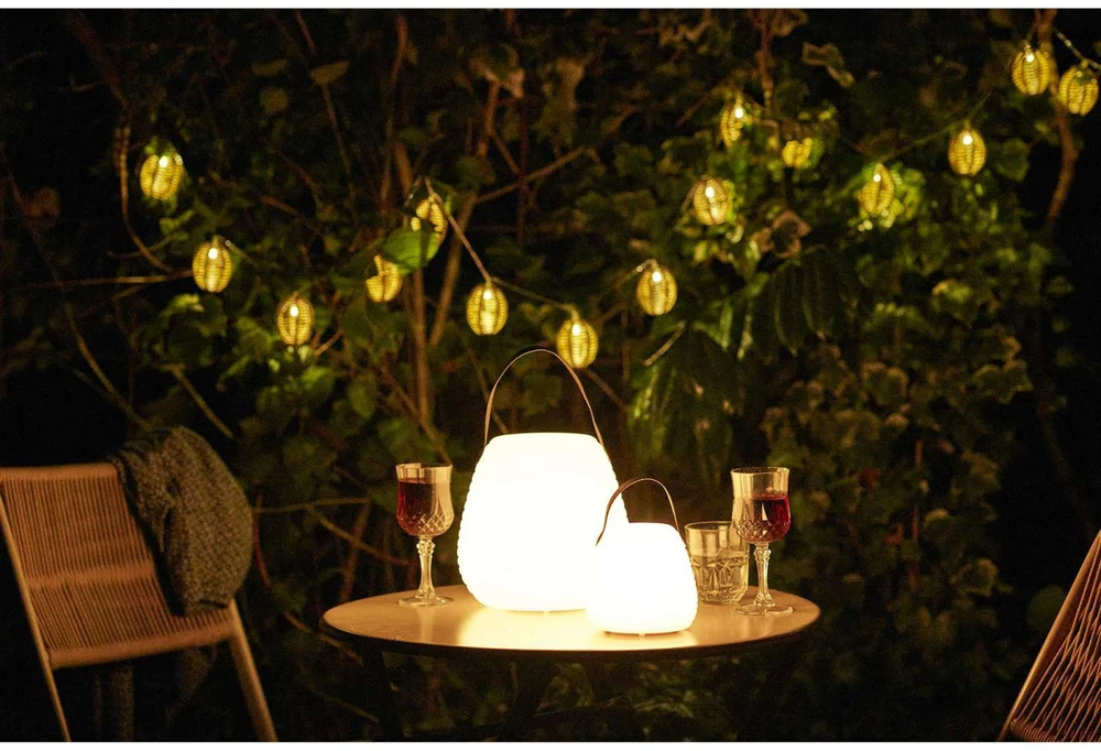 House Nordic LED lempa, 13x13x12 cm, balta, įkraunama