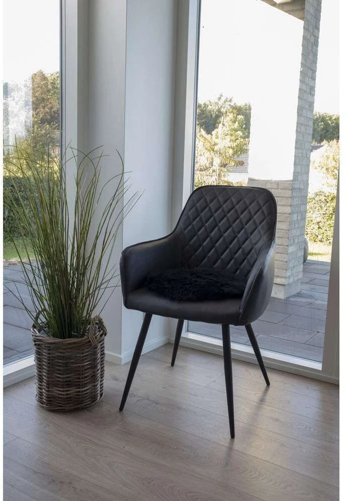 House Nordic Tikra oda, Lambskin, juoda