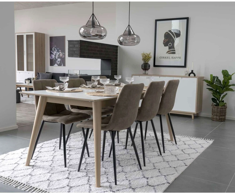House Middelfart valgomojo kėdžių komplektas, rudas.