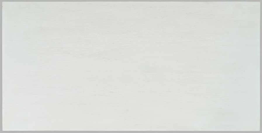 Komoda su durelėmis, Avola, balta ruda