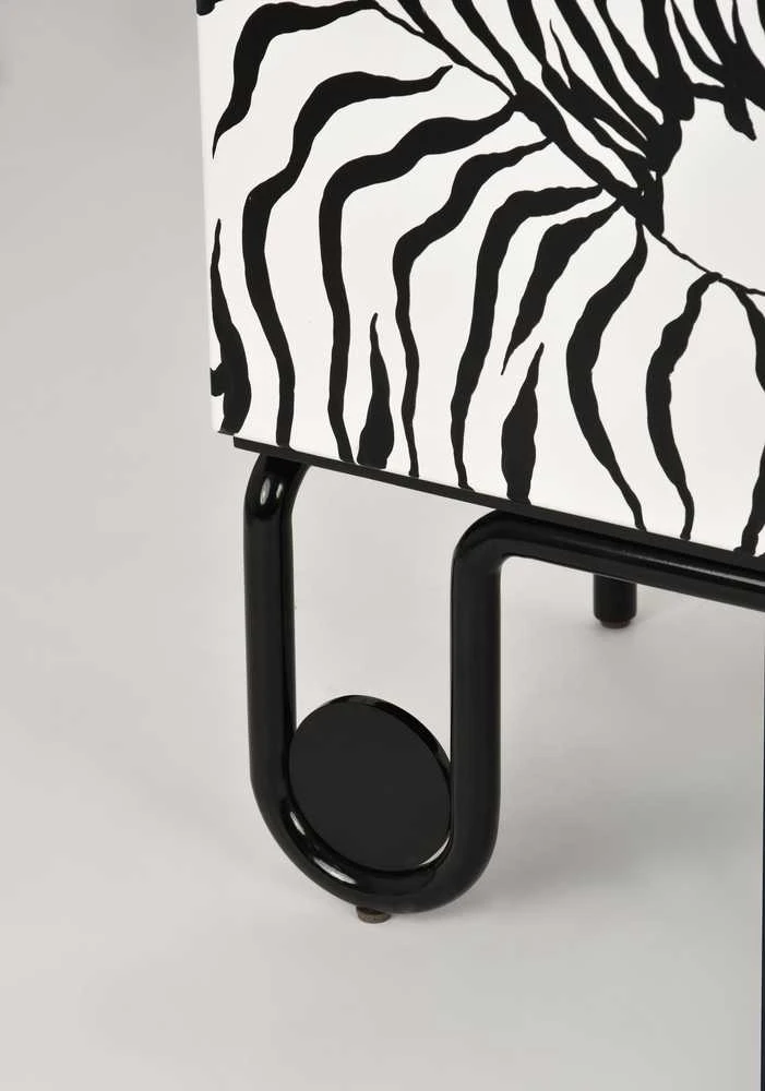 Komoda su durelėmis, Zebra, Stilig, juoda