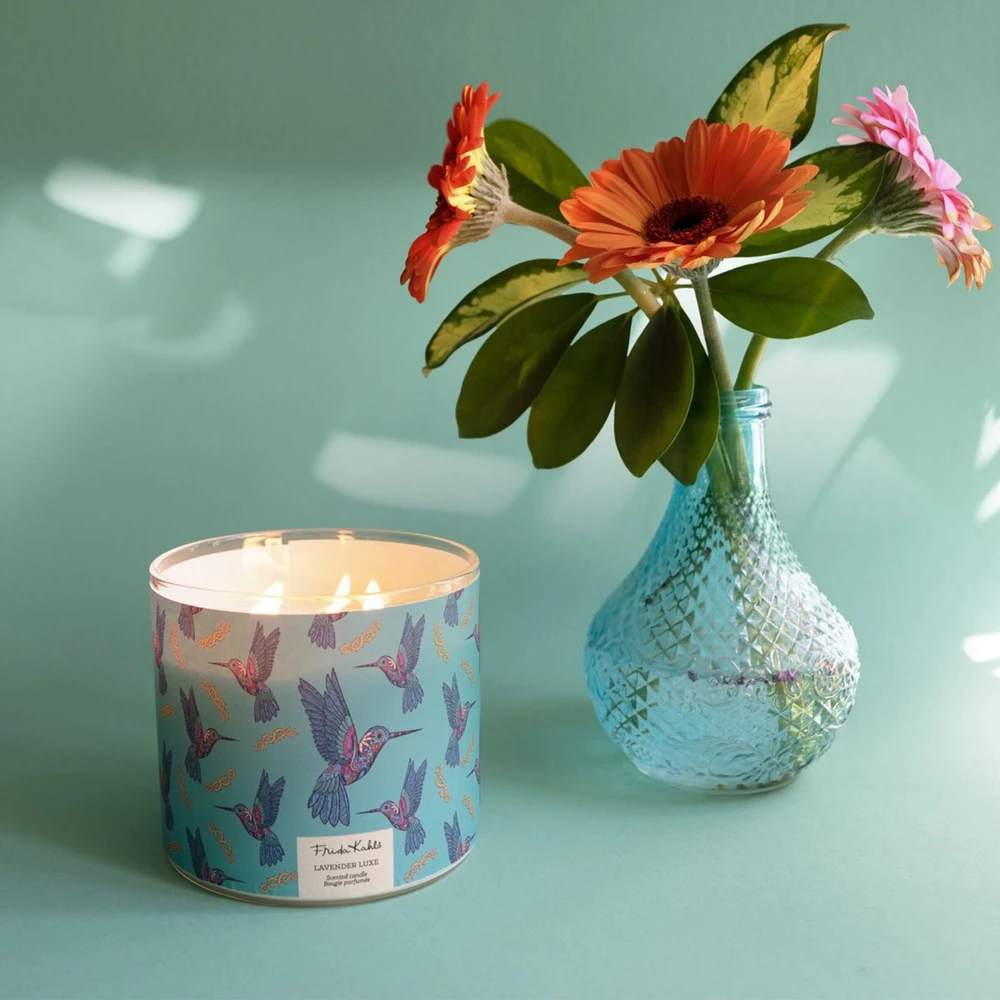 Selsey Frida Kahlo „Lavender Luxe“ kvapioji žvakė – 400g