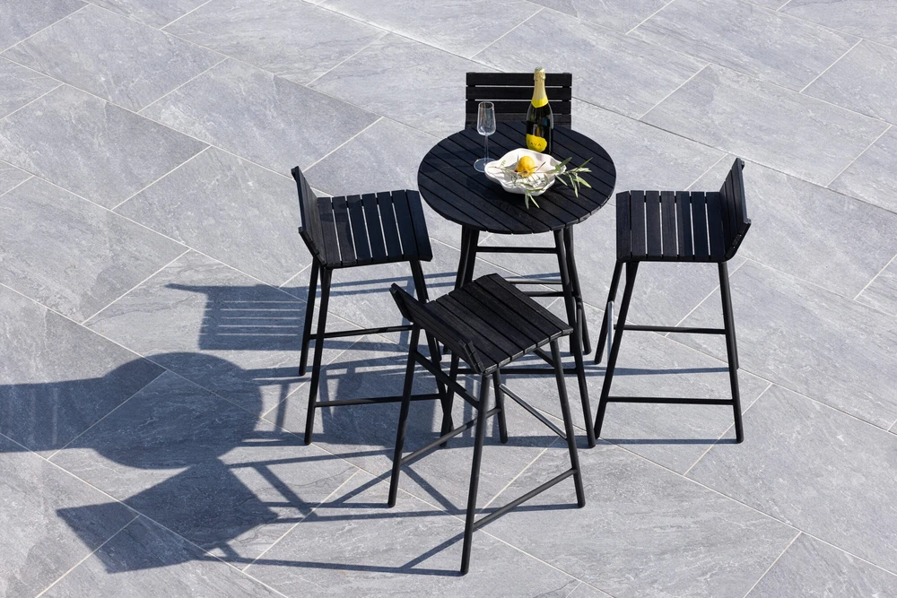 Lauko baldų komplektas Venture Design Barai, Meksika, Kėdė: 43x44x91 cm, Stalas: 65x95 cm, Juoda