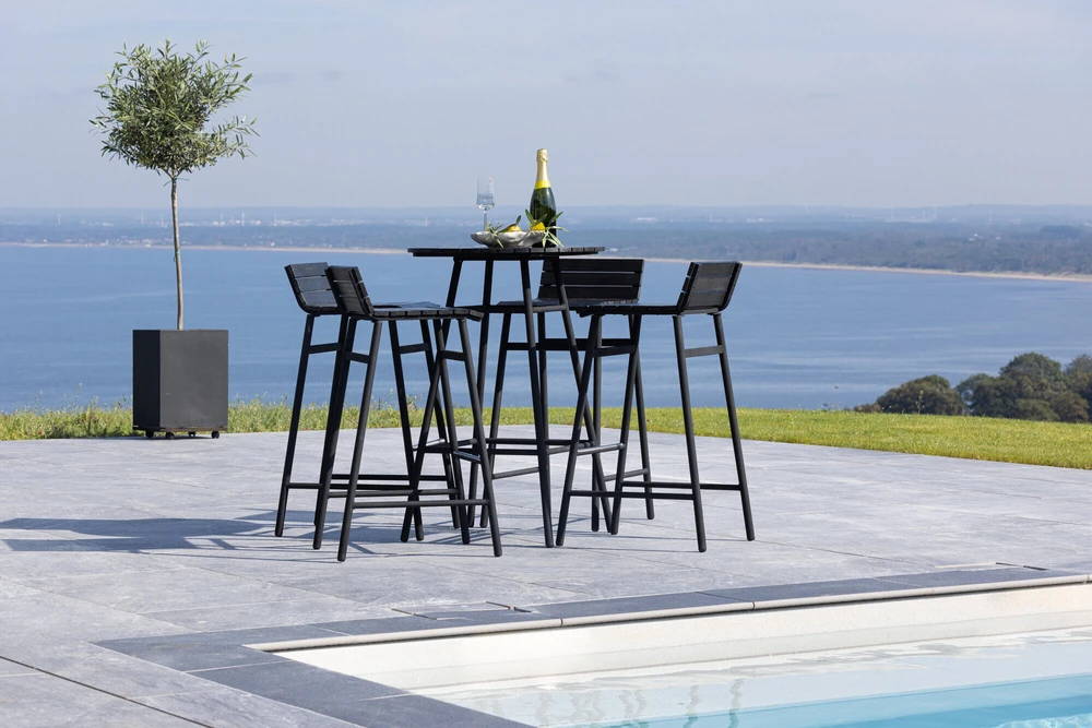 Lauko baldų komplektas Venture Design Barai, Meksika, Kėdė: 43x44x91 cm, Stalas: 65x95 cm, Juoda