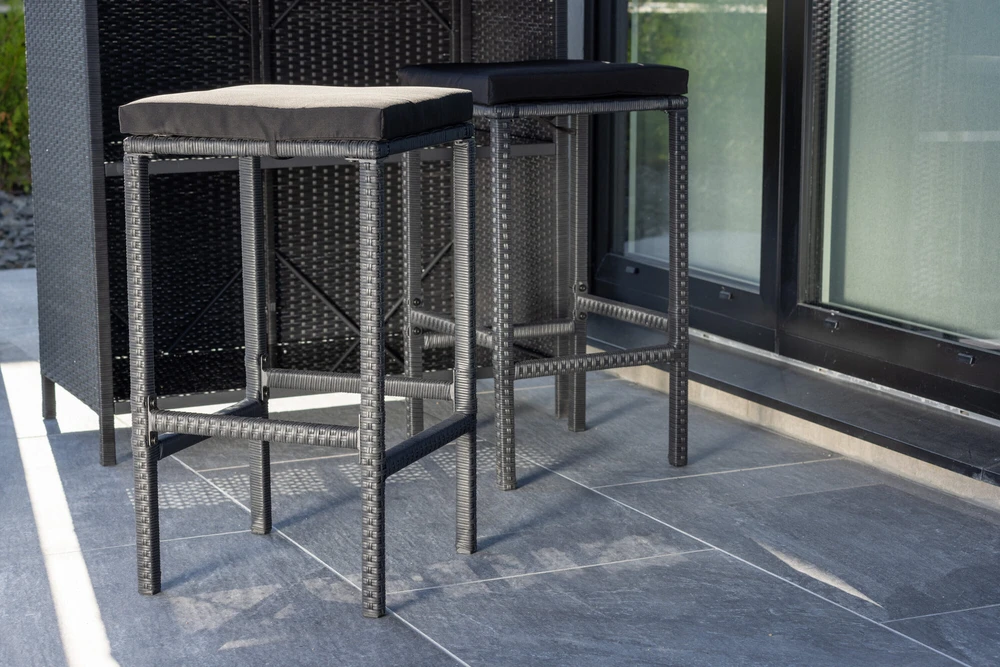Lauko baldų komplektas Venture Design Baro komplektas, Kėdė: 40x40x70 cm, Stalas: 100x60x105 cm, Juodas