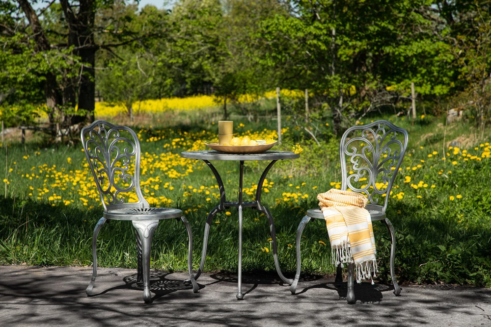 Lauko baldų komplektas Venture Design Kavinės staliuko komplektas, Nandin, ø60 cm, sidabrinės spalvos