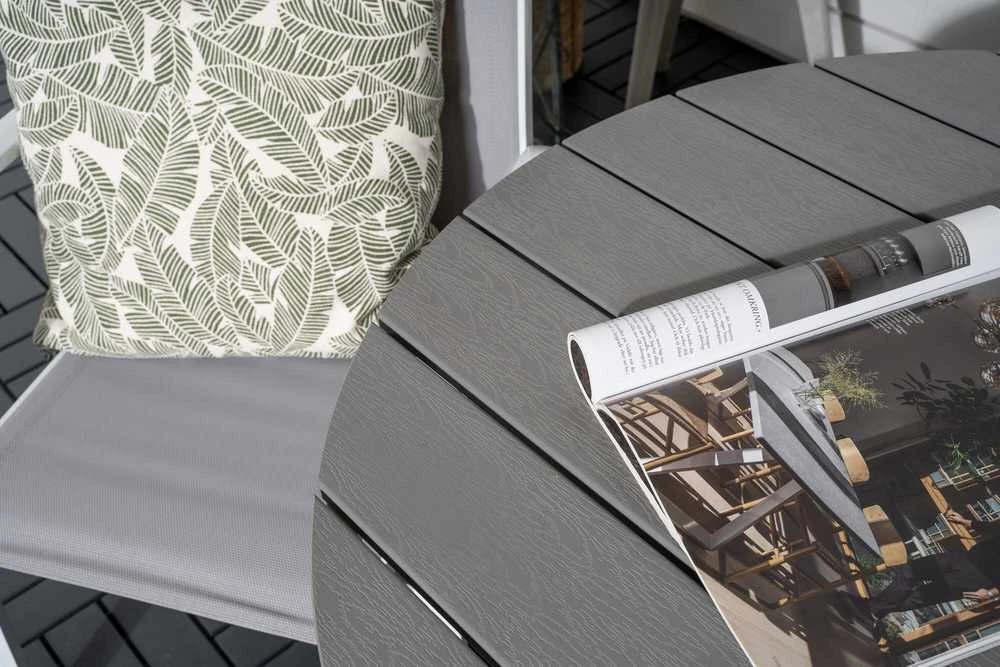 Lauko baldų komplektas Venture Design Valgomojo komplektas Parma kavinės stalas ir Copacabana atlošiama kėdė 90x90 cm balta Aintwood Textilene