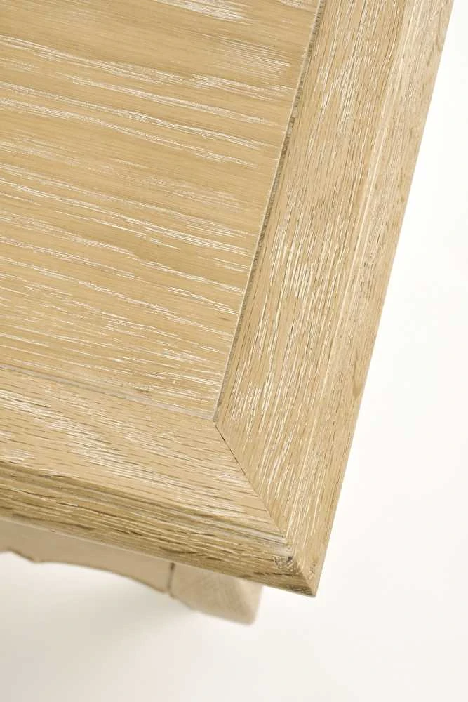 Prie lovos staliukas, Venezia Oak, Šviesus natūralus medis