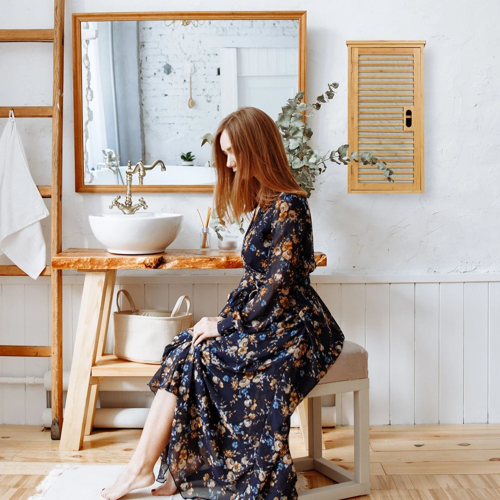 Relaxdays Bambukinė sieninė spintelė