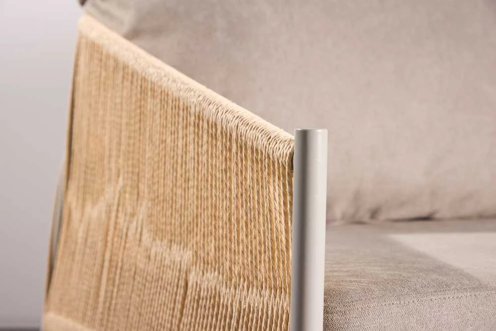 Venture Design Lounge kėdė Louie 94x74 cm Smėlio spalvos lininis audinys plieno rėmas