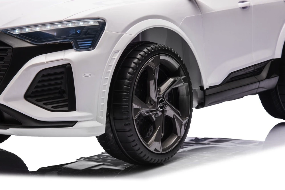 Toycars Elektrinis vaikiškas automobilis, Audi S Q8, 99x54x46 cm, Balta