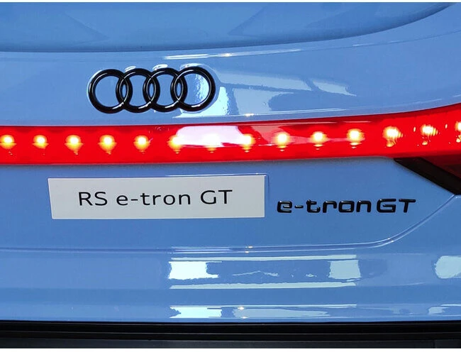 Toycars Elektrinis vaikų automobilis, Audi RS e-tron GT, 103x58x41 cm