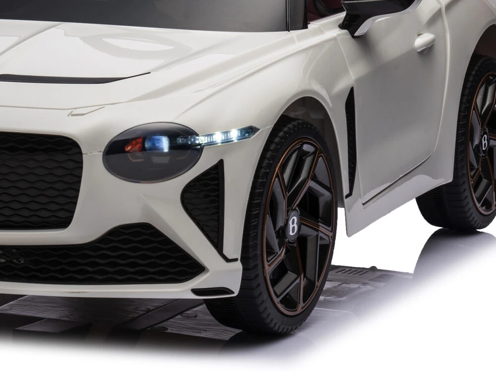 Toycars Elektrinis vaikų automobilis, Bentley Bacalar, 108x65x45 cm, Balta
