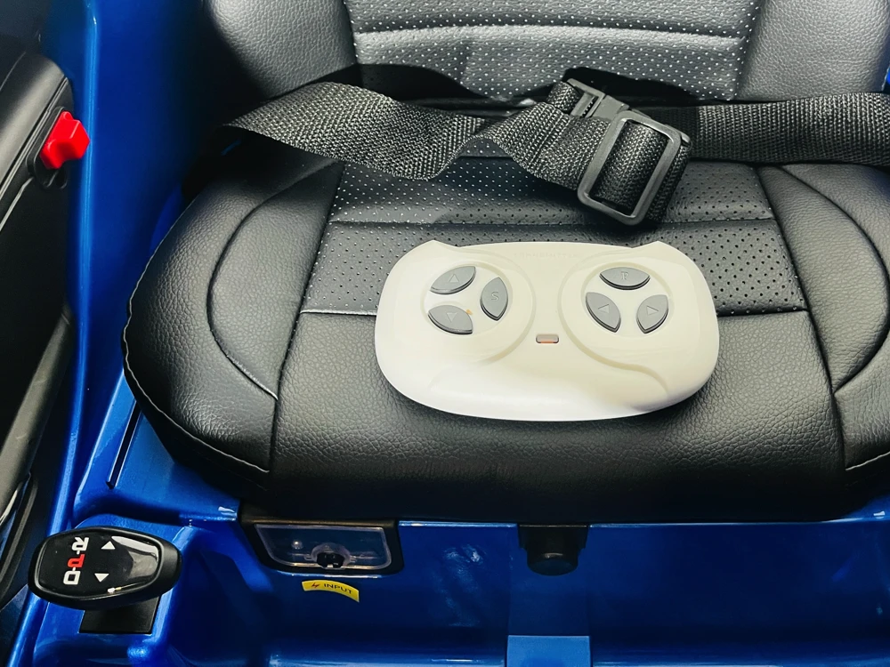 Toycars Vaikų automobilis, Mercedes CLA 45 S AMG, 110x61x45 cm, Mėlyna