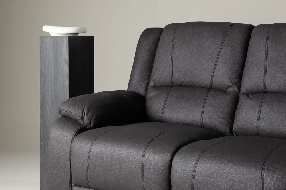 Venture Design 3 vietų atlošiamas sofa Singapore, juoda