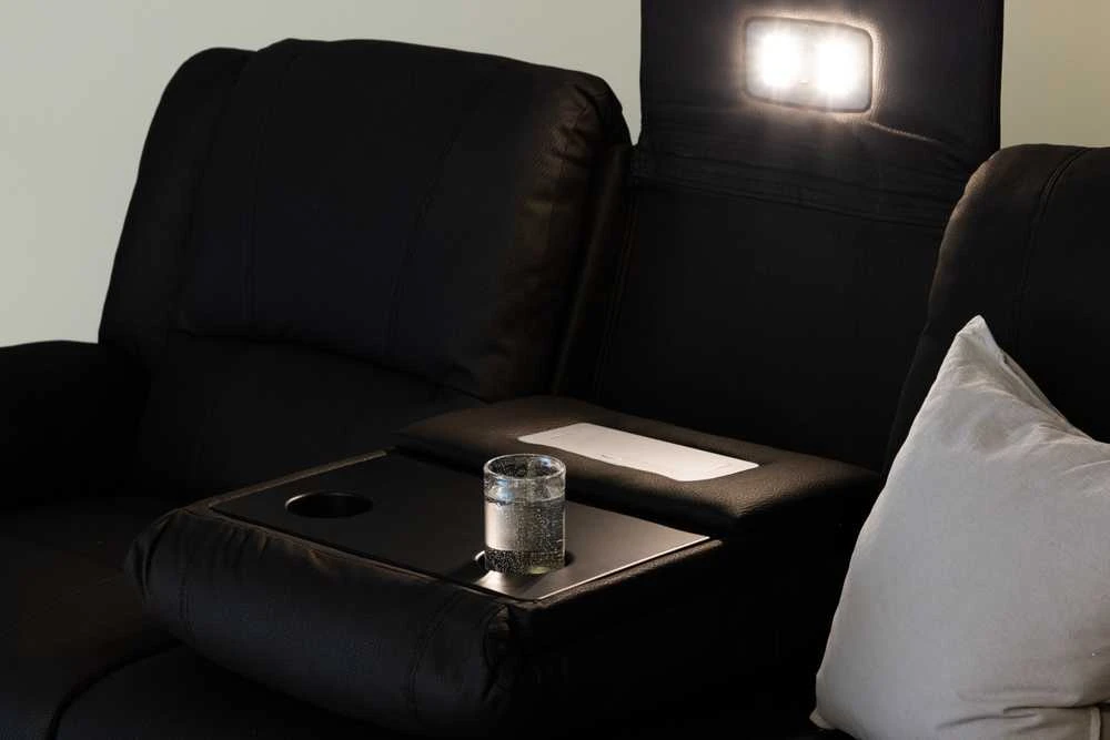 Venture Design Atlenkiamas sofa, Singapūras, 96x218x100 cm, Juoda