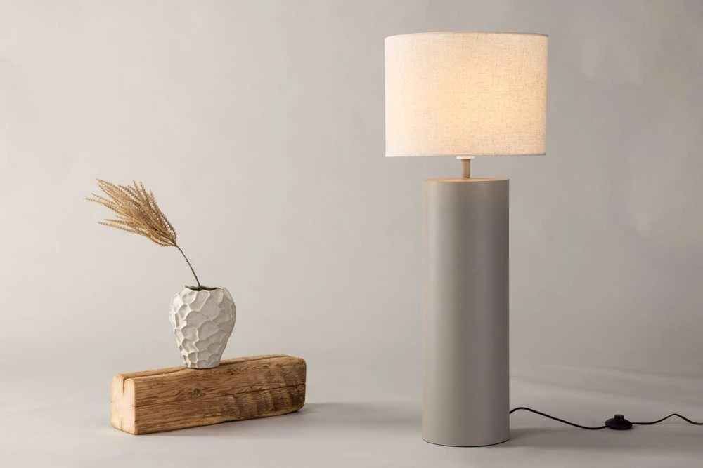 Venture Design Aukštoji lempa, Umeå x Josefin Lustig, 100x40x40 cm, Pilka
