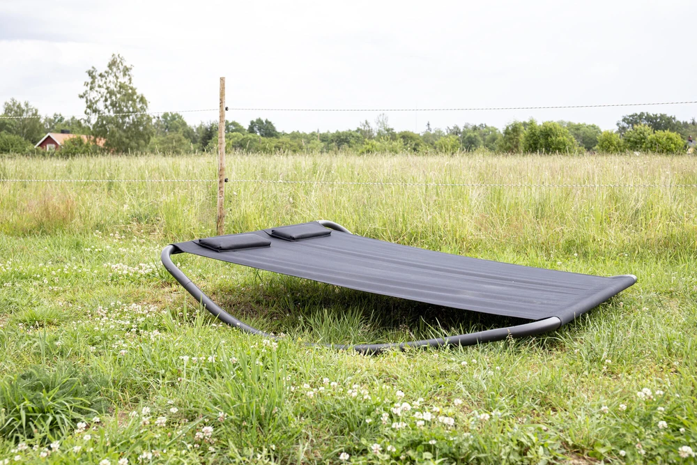 Venture Design Dvigulė kėdė lova, Gordo, 200x180 cm, Juoda