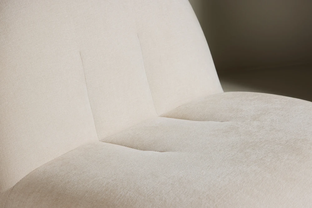 Venture Design Fotelis Omaha 87x61x65 cm baltos spalvos audinys