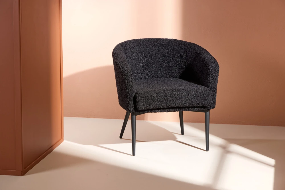 Venture Design Fotelis, Pusiau pūkinamas, 64x66x70.5 cm, Juodas