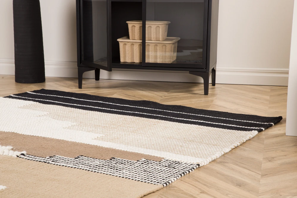 Venture Design Kilimas, Aston vilna, 300x200 cm, Ruda