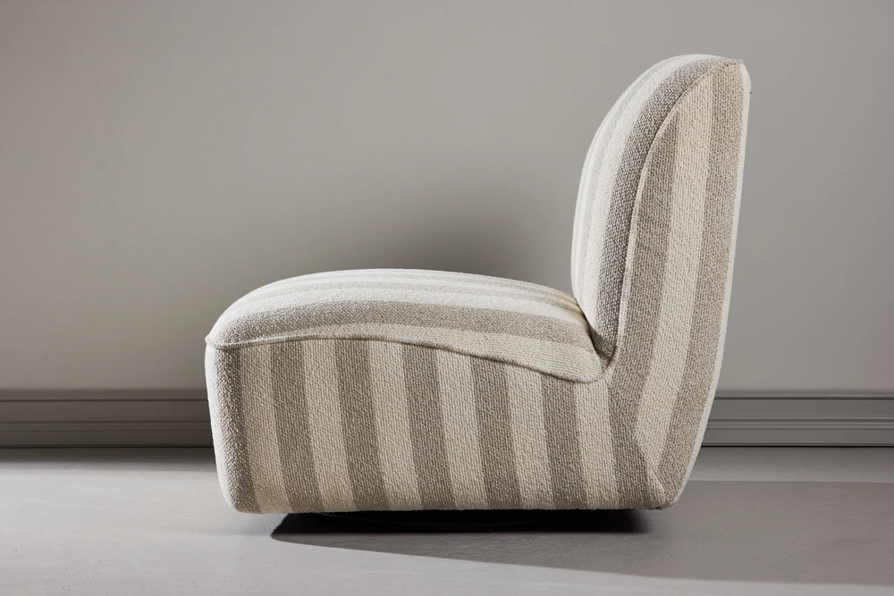 Venture Design Lounge kėdė 70x68 cm smėlio spalvos audinio apmušalas