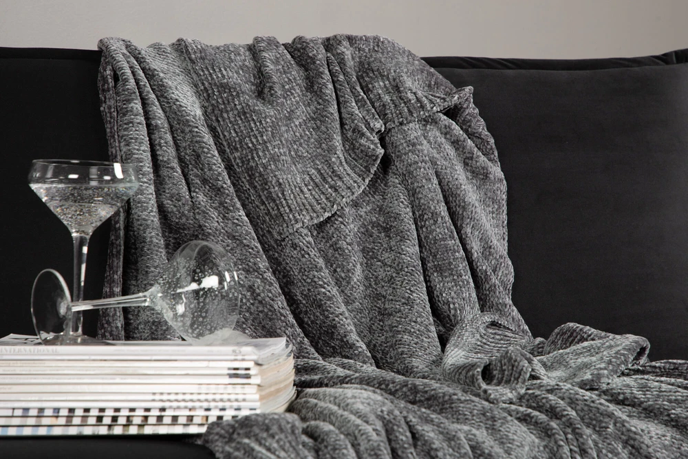 Venture Design Metinis kilimas, Ally, 130x170 cm, Tamsiai pilka