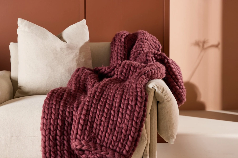 Venture Design Metinis kilimas, Kate, 170x130 cm, Burgundinė