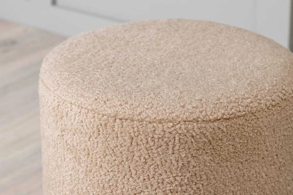 Venture Design Venture Home Benji Pouf, 35x35x42,5 cm, pliušinis, smėlio ir juodos spalvos Lumarko!