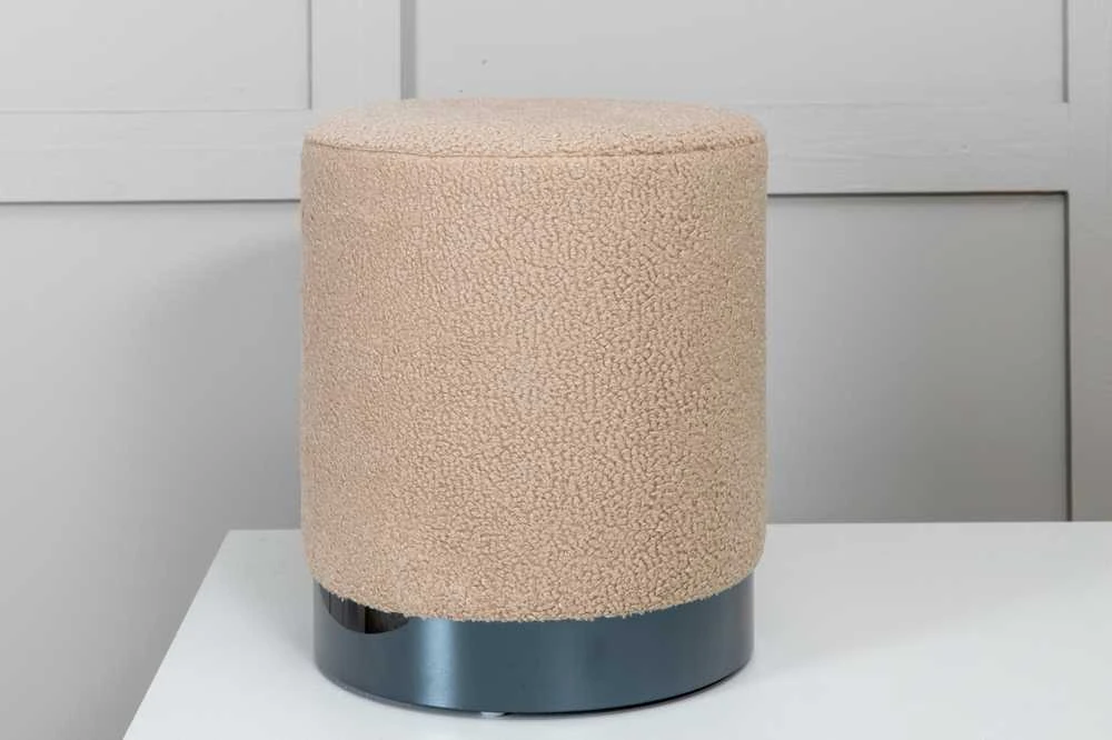 Venture Design Venture Home Benji Pouf, 35x35x42,5 cm, pliušinis, smėlio ir juodos spalvos Lumarko!