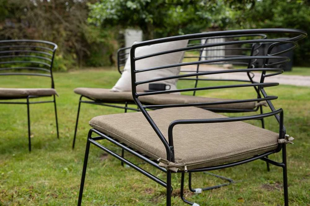 Venture Design Poilsio komplektas, Milano, 66x76x59 cm, Juoda