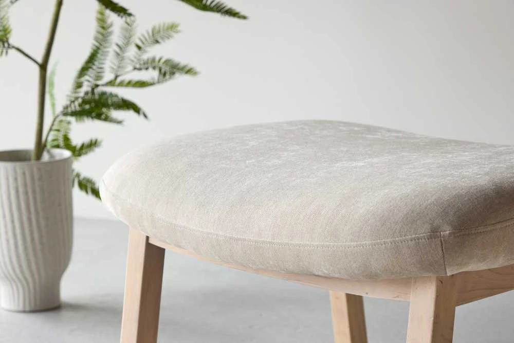 Venture Design Pufas Rile 60x42x70 cm Smėlio spalvos