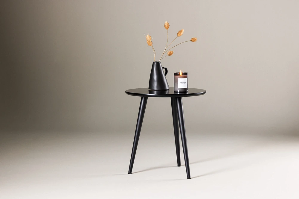 Venture Design Šoninis stalas, Askim, ⌀48 cm, Juodas