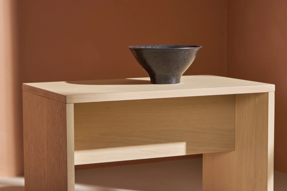 Venture Design Šoninis stalas, Juni, 58x35 cm, balta kalkė