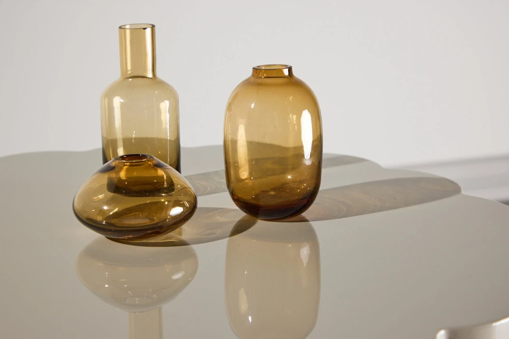 Venture Design Šoninis staliukas 45x55 cm, smėlio spalvos, MDF