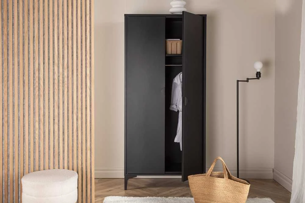 Venture Design Spinta Piring juodo plieno