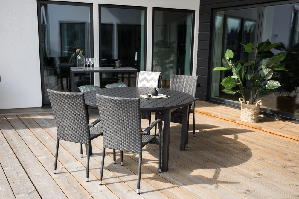 Venture Design Stalas, Marbella, ø140 cm, Juodas