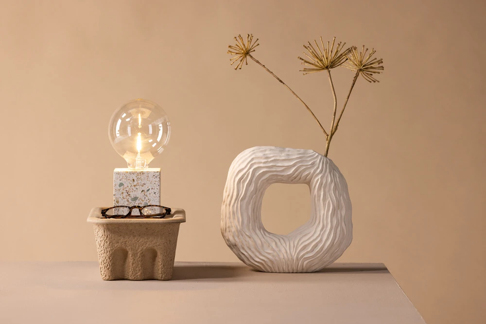 Venture Design Stalo lempa, Rilche, 9x9x9 cm, Pilka