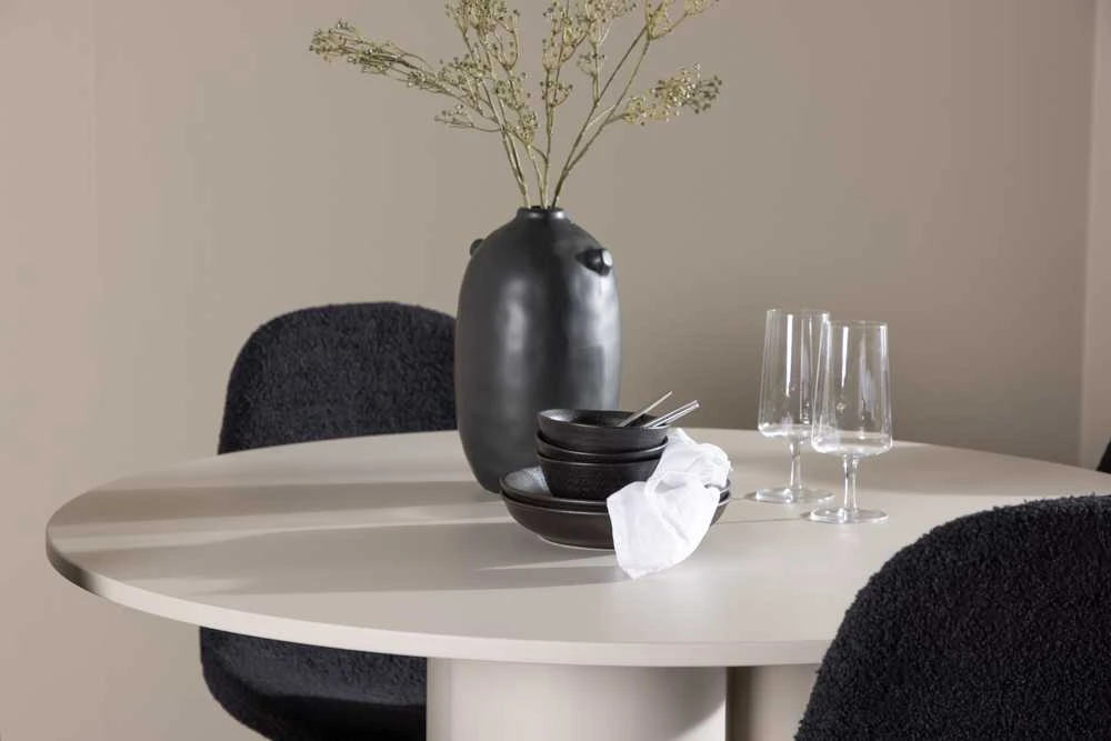 Venture Design Valgomojo komplektas Olivia valgomojo stalas su Polar kėdėmis 110 cm smėlio spalvos juoda