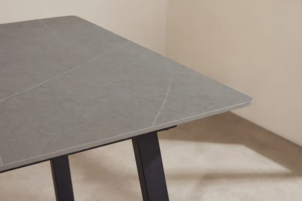 Venture Design Valgomojo stalas Estelle 200x90 cm, juodas/tamsiai pilkas